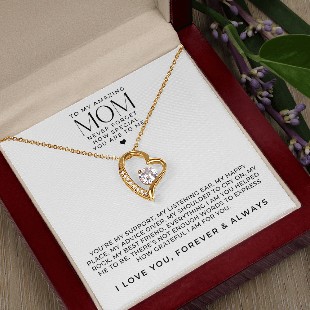 Gold Amazing Mom Necklace Gift + Message Card