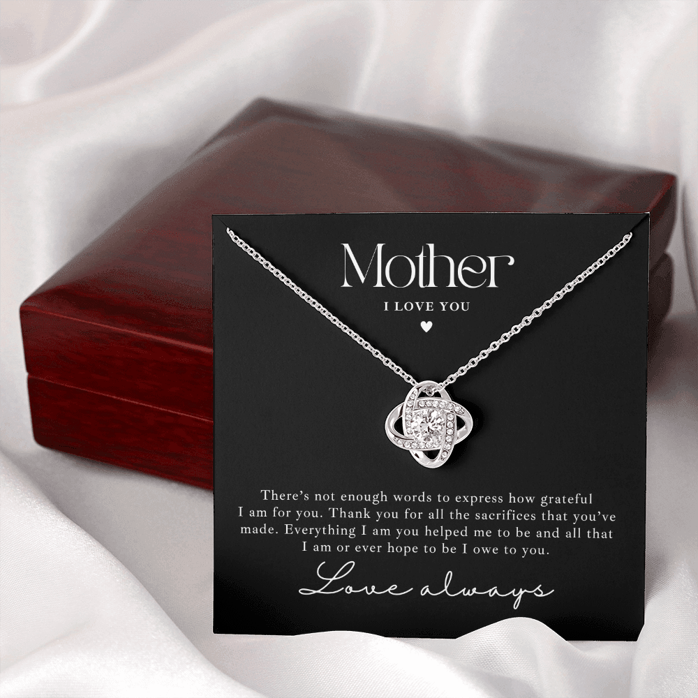 stunning message card jewelry for mom with a wooden box.