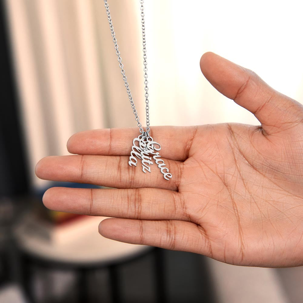 Custom silver 3 name necklace for mom in a stylish vertical design, paired with a meaningful message card for a heartfelt gift.